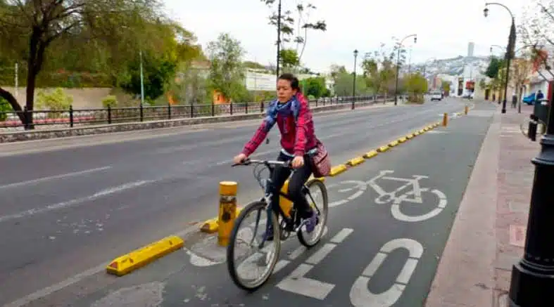 En bici