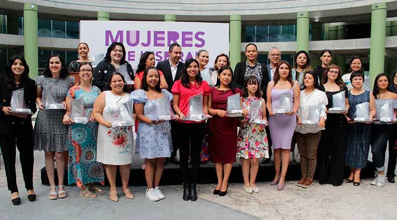 Mujeres que