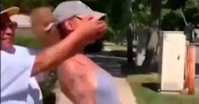 Se molesta