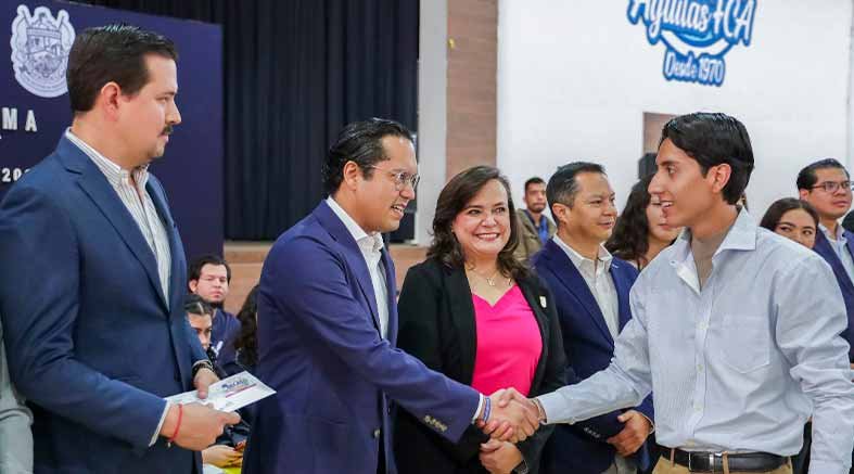 926 becas