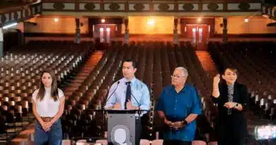 Felifer Macías anuncia rescate del Teatro Hércules Felifer