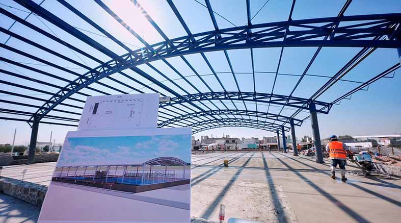 Supervisa Felifer Macías obra de Polideportivo en Santa María Magdalena 1 Supervisa