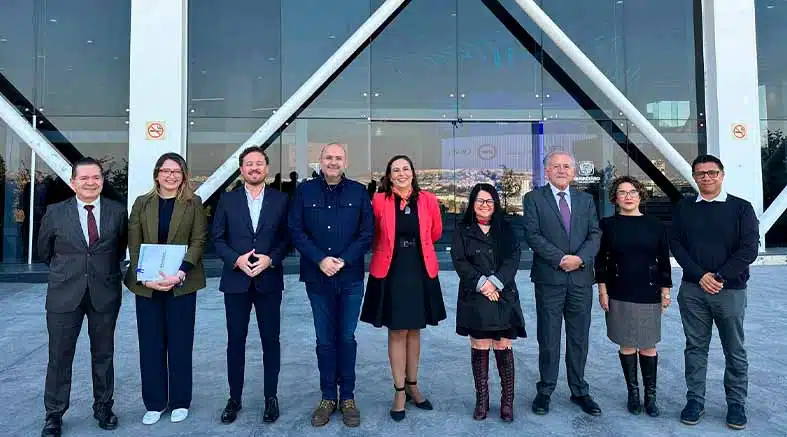Felifer Macías promueve 2° Foro de Educación en Alta Tecnología 1 Felifer Macías