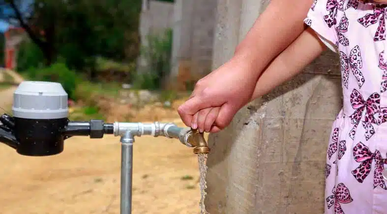 Más agua