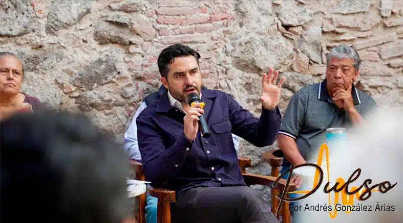 “Agustín Dorantes, un político queretano que cumple lo que promete”: Lideres sociales. 1 Un politico