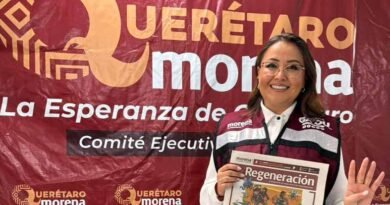 Claudia Díaz Gayou se viste de guinda Claudia Díaz