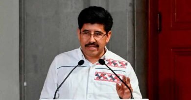 Ministro Hugo Aguilar ve “decadencia” en el servicio público Ministro