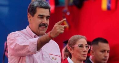 EE.UU. presenta nuevos cargos contra Maduro y Flores EE